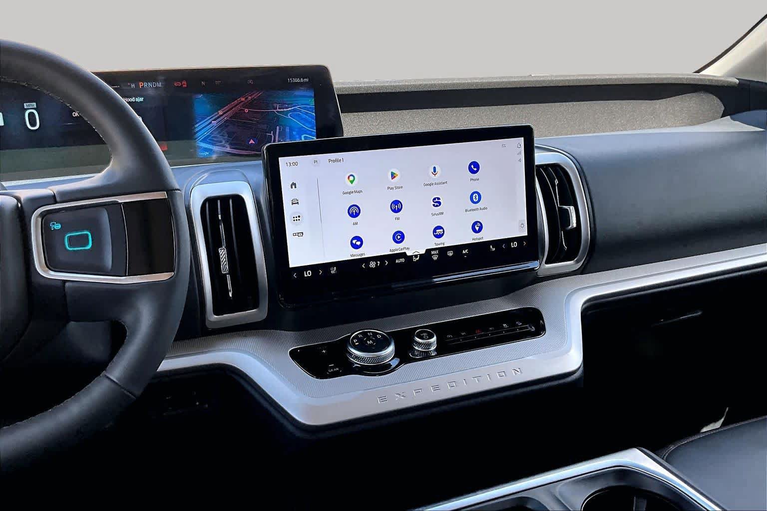 Certified 2025 Ford Expedition Active AWD/4WD image 7
