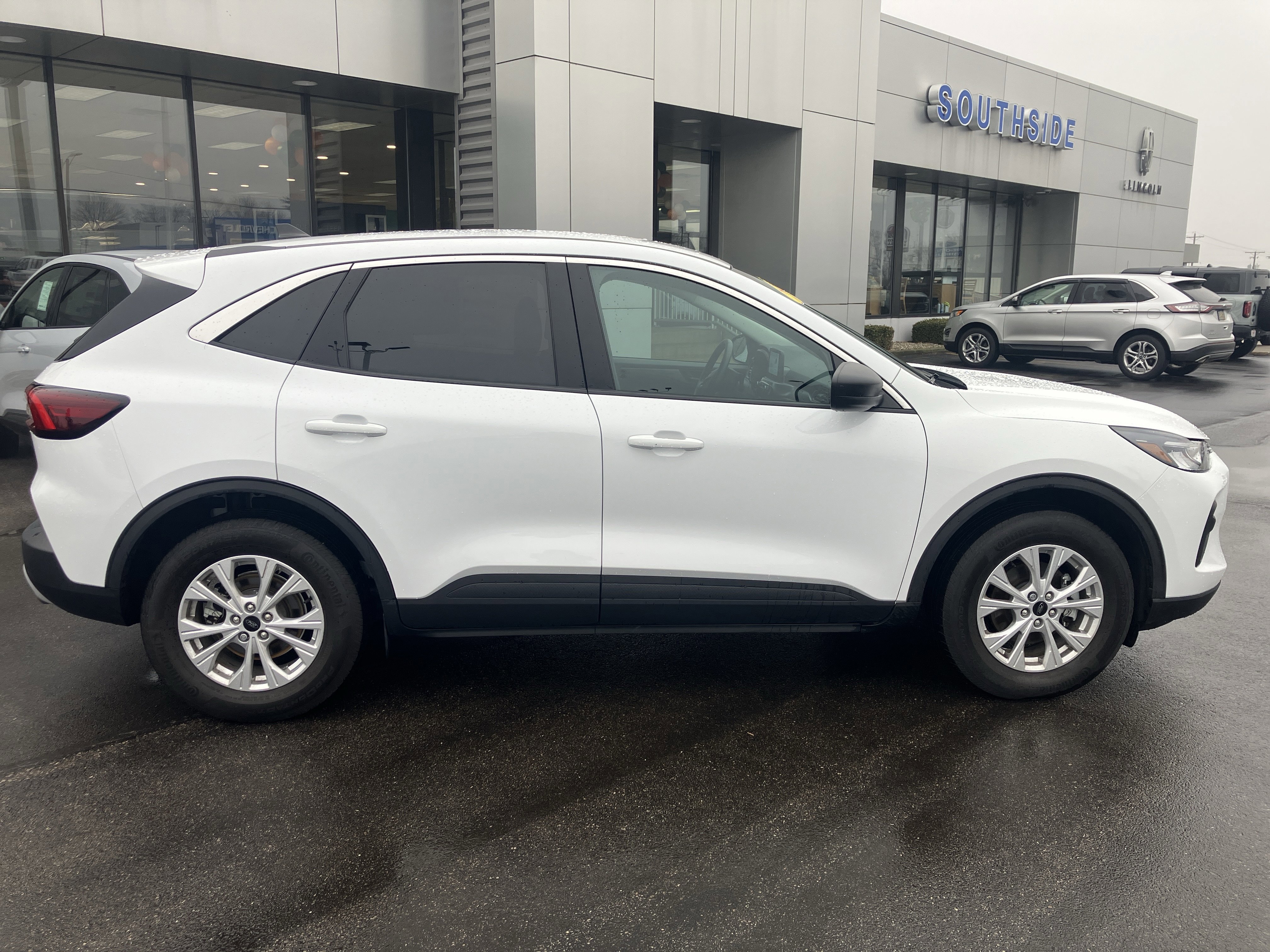 Certified 2023 Ford Escape Active image 6