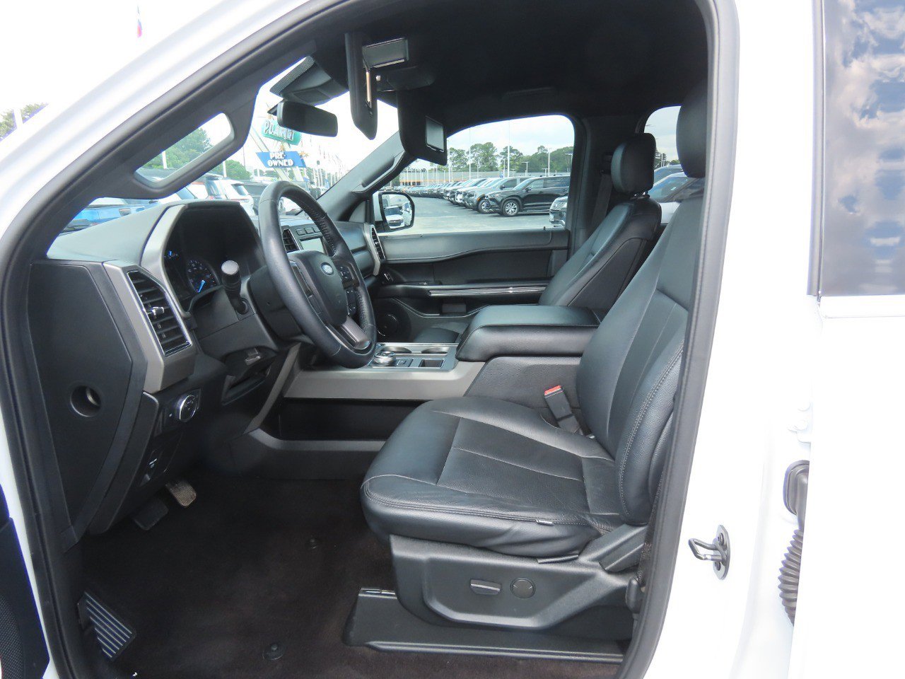 Certified 2020 Ford Expedition XLT RWD image 26