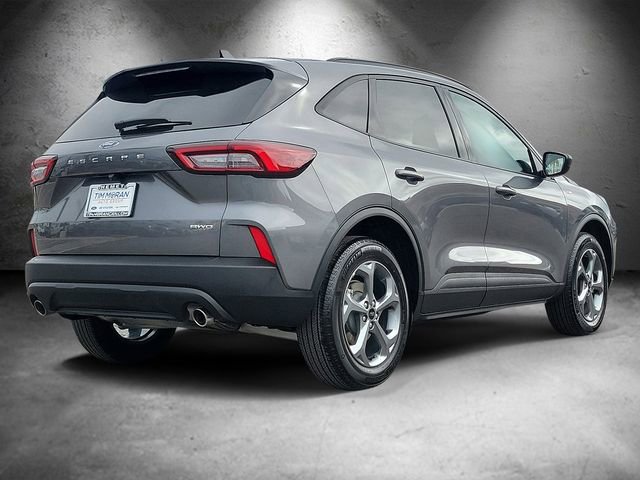 Certified 2025 Ford Escape ST-Line image 3