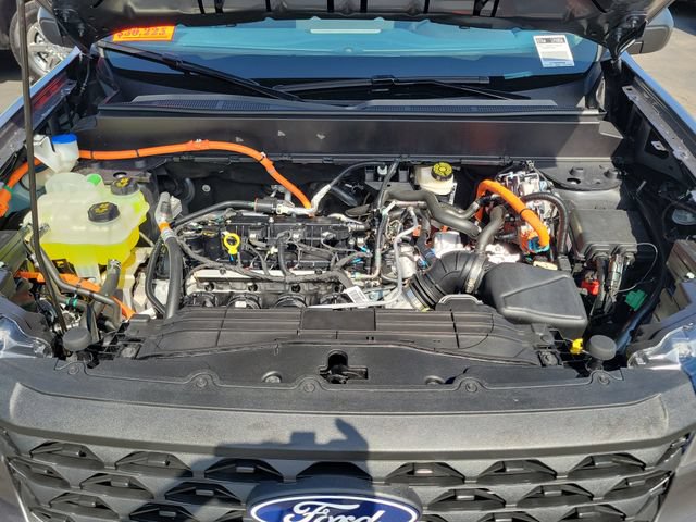 Certified 2025 Ford Maverick XL FWD image 22