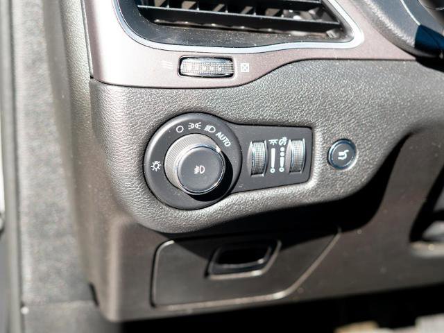 Used 2021 Jeep Cherokee Latitude Lux w/ Comfort/Convenience Group image 27