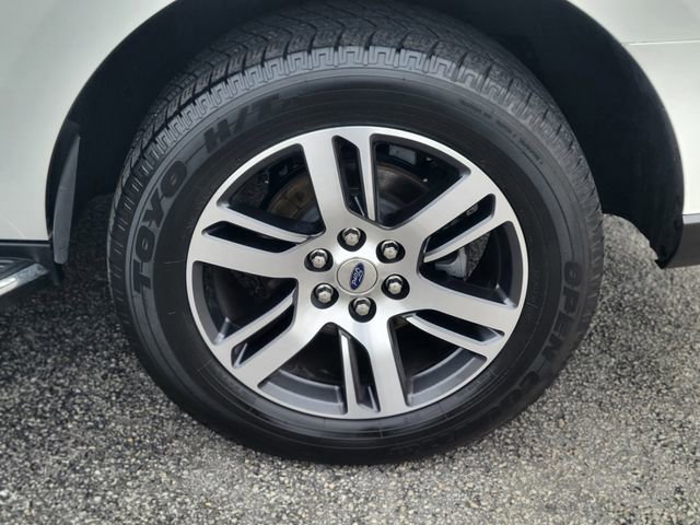 Certified 2022 Ford Expedition Limited image 7