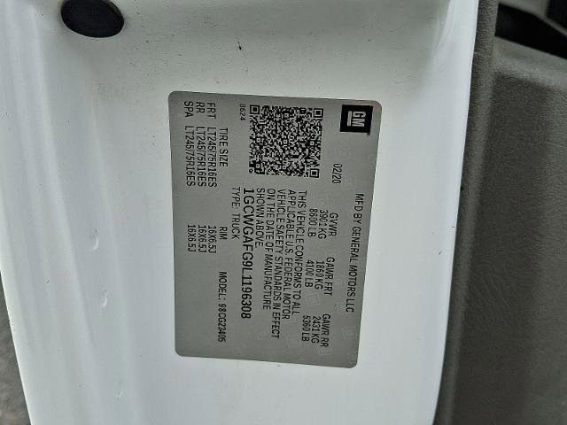 Used 2020 Chevrolet Express 2500 w/ Driver Convenience Package image 21