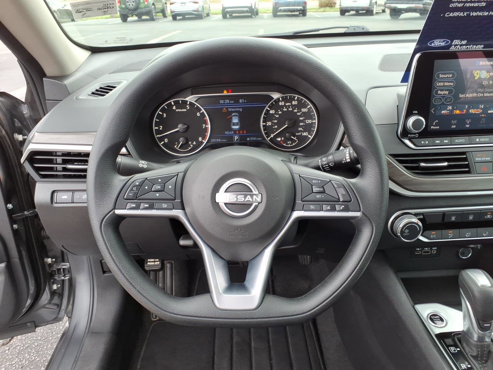 Used 2025 Nissan Altima 2.5 SV image 27