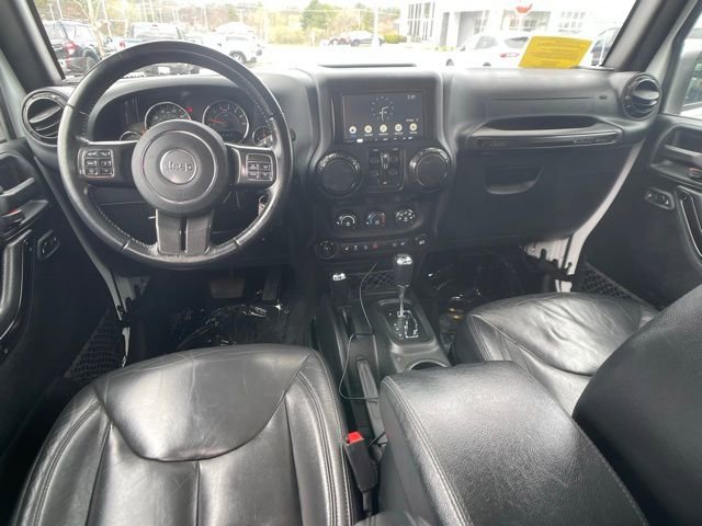 Used 2017 Jeep Wrangler Unlimited Sahara AWD/4WD image 17