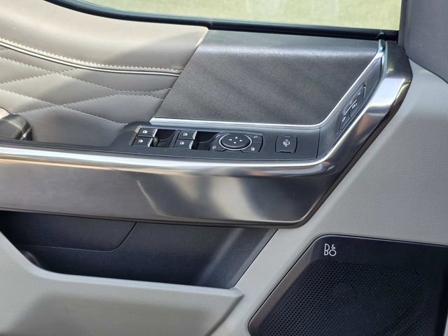 Certified 2025 Ford F250 Platinum w/ Platinum Plus Package image 25