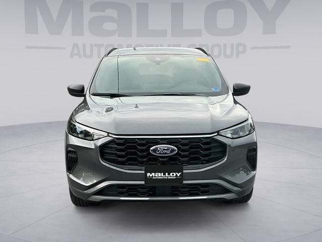 Certified 2023 Ford Escape ST-Line w/ Tech Pack #1 AWD/4WD image 8