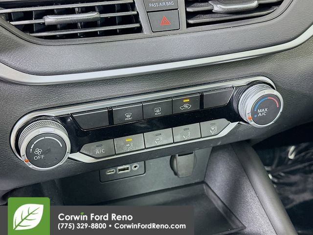 Used 2022 Nissan Altima 2.5 SR FWD image 15