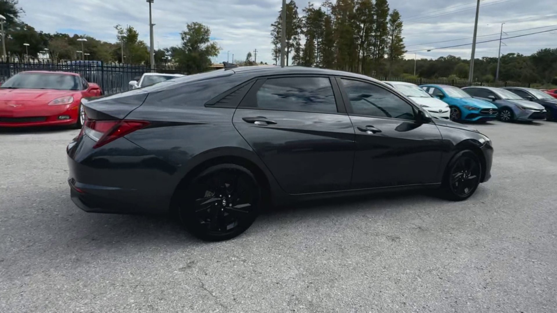 Used 2021 Hyundai Elantra SEL w/ Convenience Package image 30