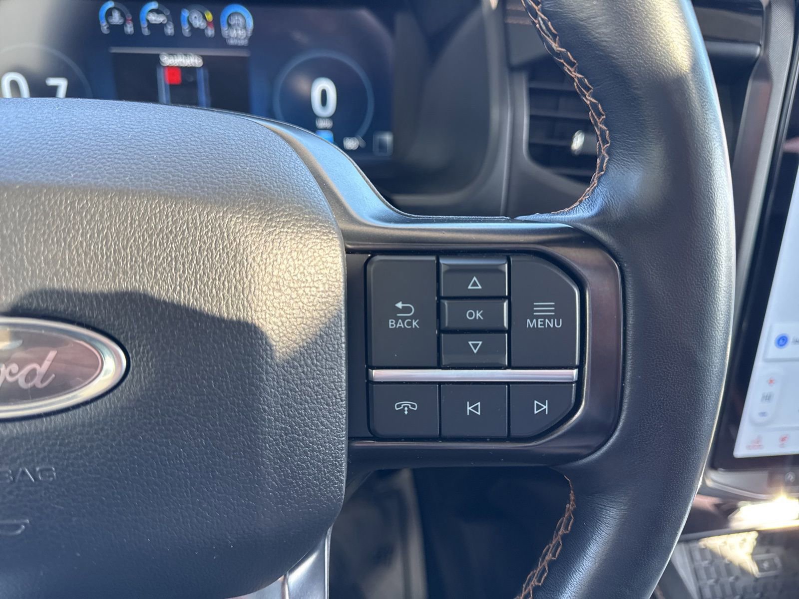 Certified 2023 Ford Expedition Max Platinum image 32