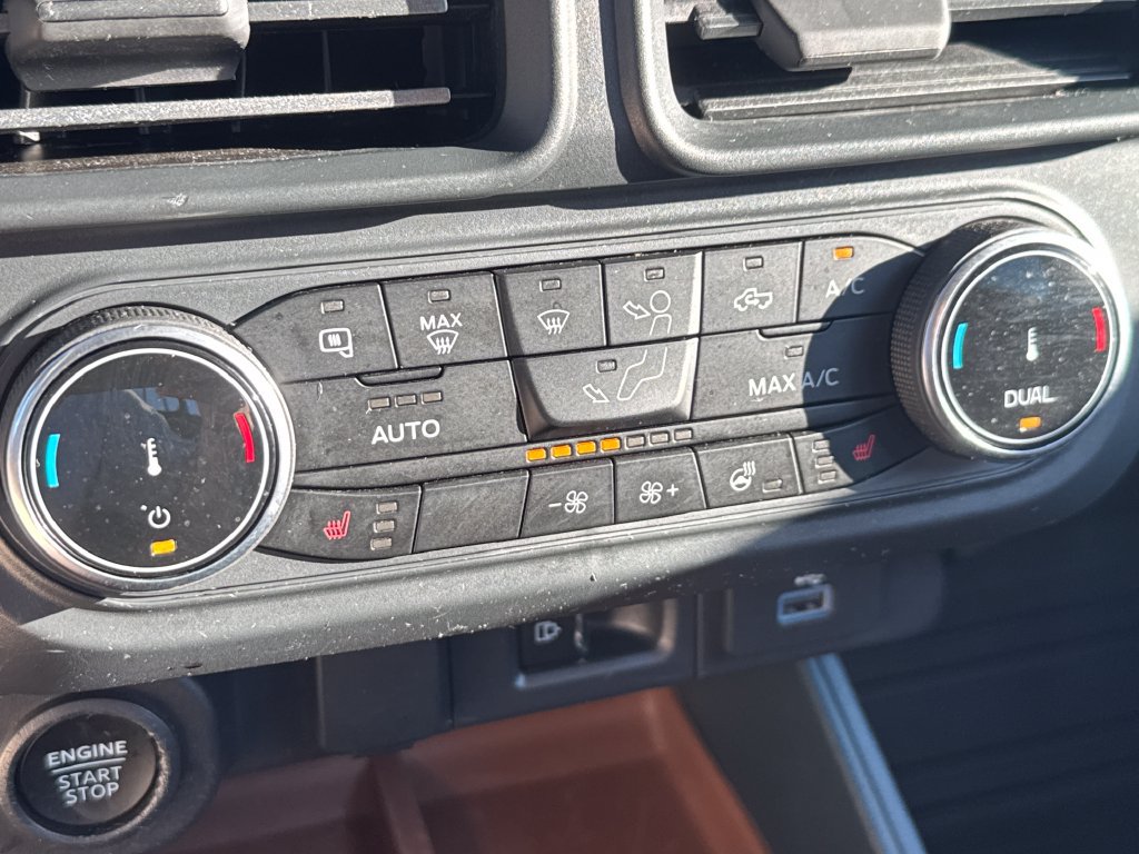 Certified 2024 Ford Maverick Lariat w/ FX4 Off-Road Package AWD/4WD image 25