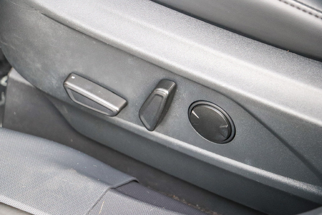 Certified 2025 Ford Mustang Mach-E Premium AWD/4WD image 25