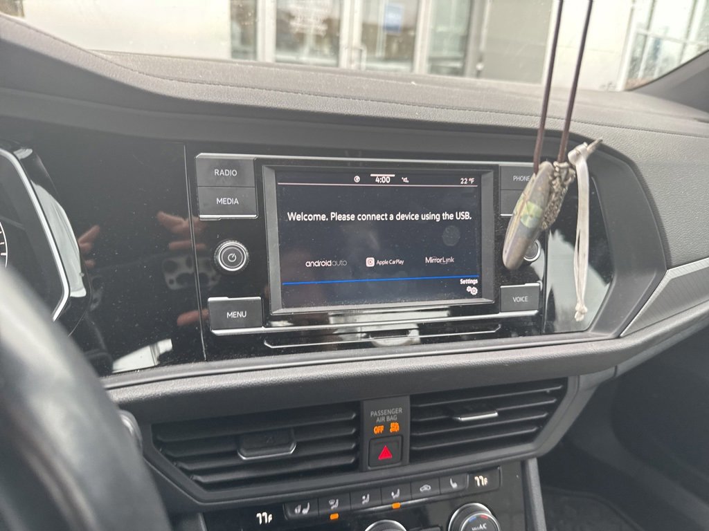 Used 2021 Volkswagen Jetta R-Line w/ R-Line Cold Weather Package image 5