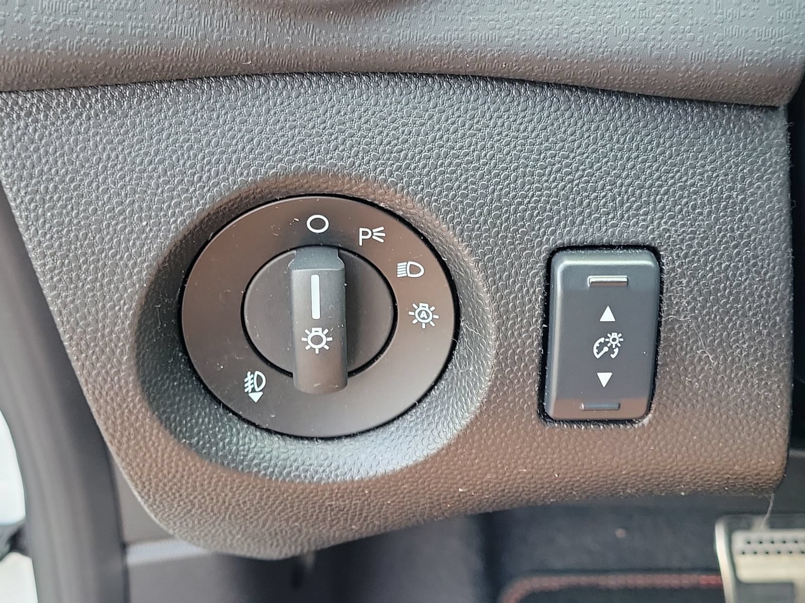 Certified 2019 Ford Fiesta ST-Line FWD image 27