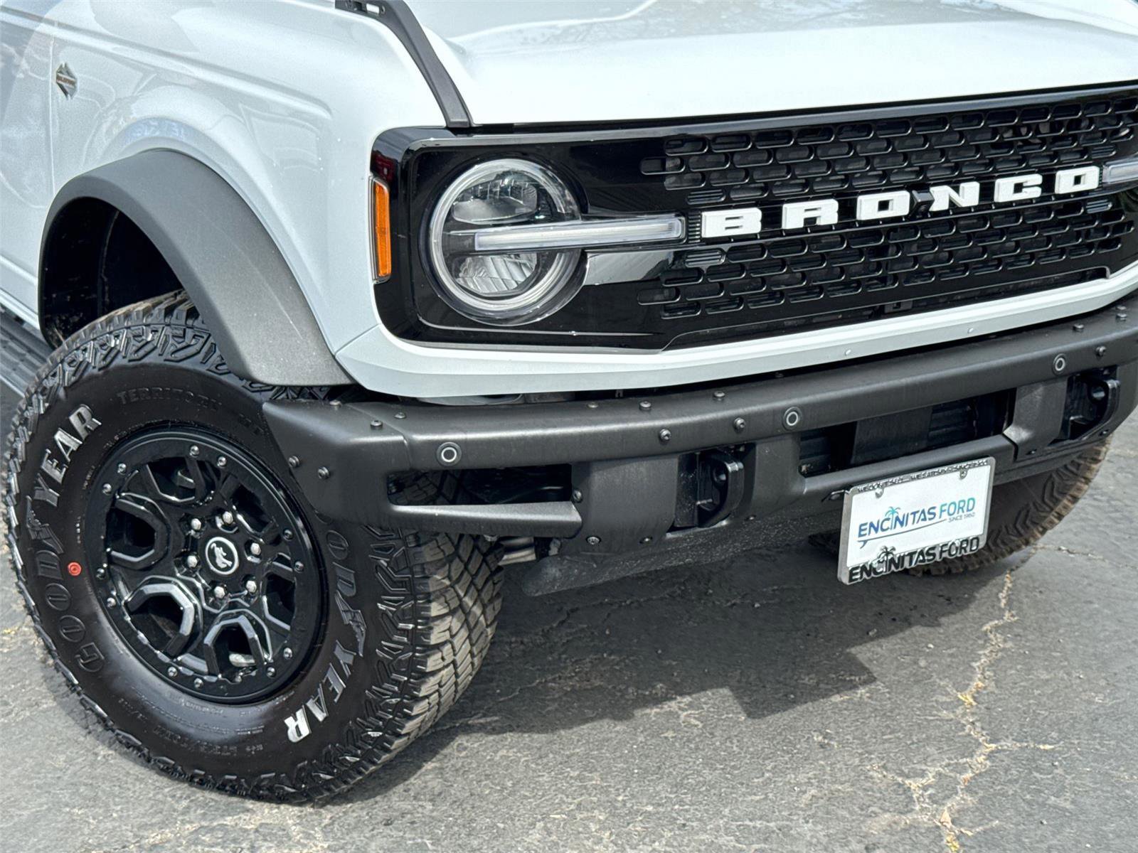 Certified 2022 Ford Bronco Wildtrak image 9
