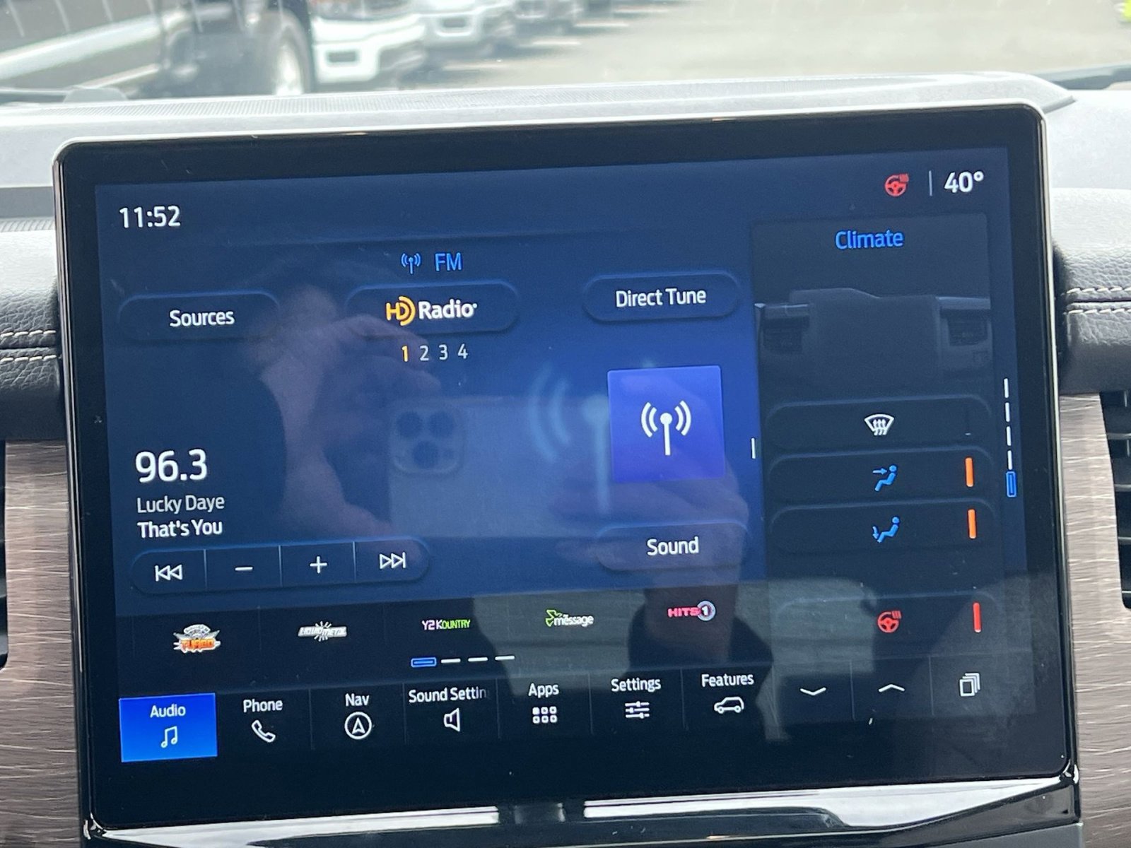 Certified 2024 Ford Expedition Limited image 18