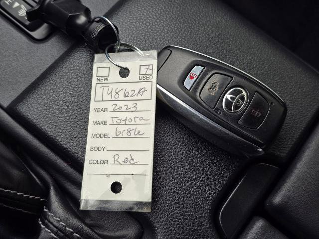 Used 2023 Toyota GR86 Premium image 32