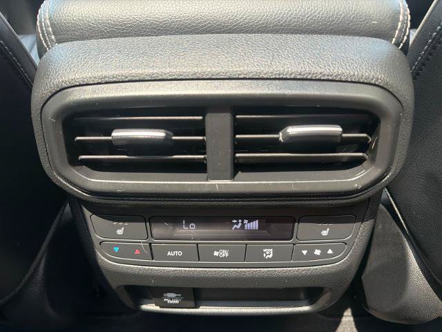 Used 2025 Honda Pilot Elite image 21