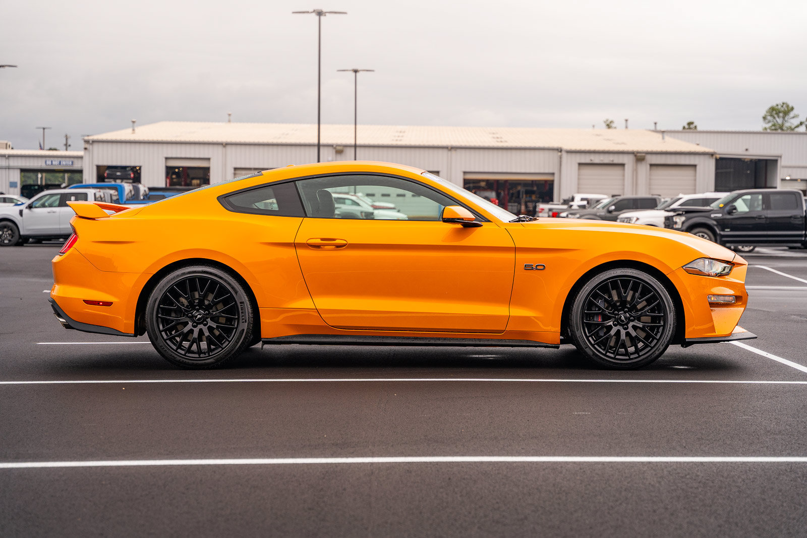 Certified 2018 Ford Mustang GT Premium w/ GT Performance Package RWD image 9