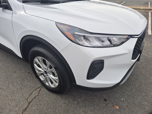 Certified 2026 Ford Escape Active w/ Cold Weather Package AWD/4WD image 10