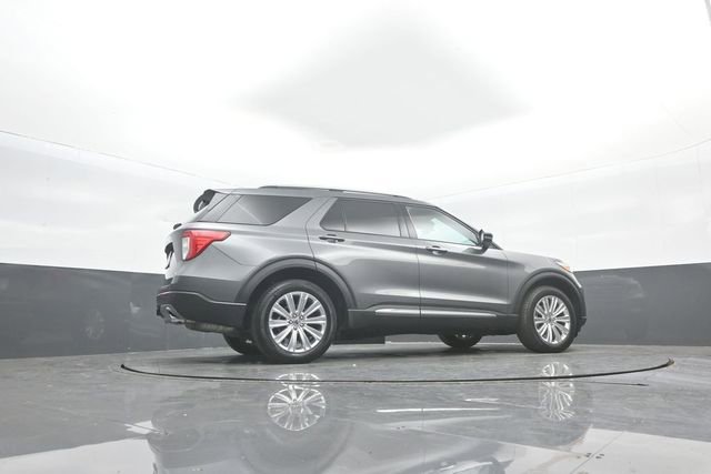 Certified 2023 Ford Explorer Limited w/ Limited Technology Package image 35