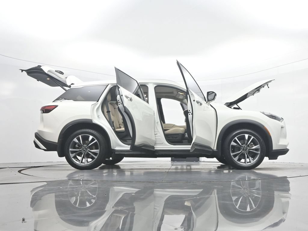 Used 2023 INFINITI QX60 Luxe w/ Performance Audio Package FWD image 53