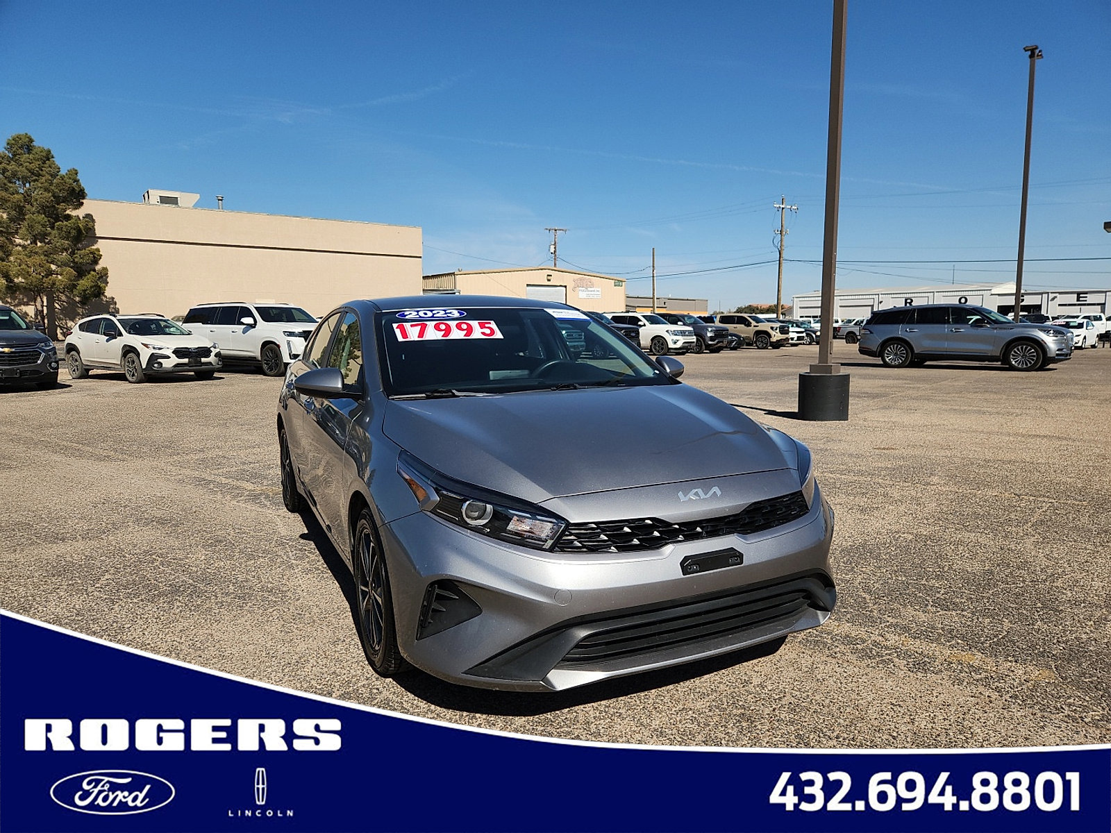 Used 2023 Kia Forte LXS image 6