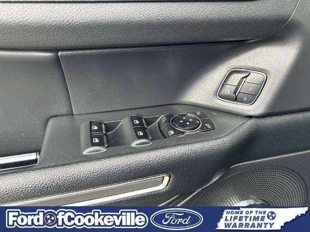 Certified 2024 Ford Expedition XLT image 28