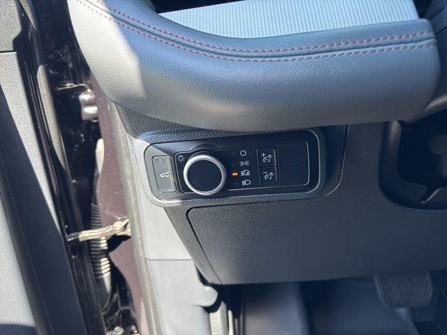 Certified 2025 Ford Explorer Active image 21