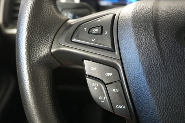 Certified 2021 Ford Edge SE image 13