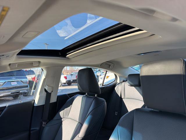 Used 2023 Lexus ES 350 w/ Premium Package image 16