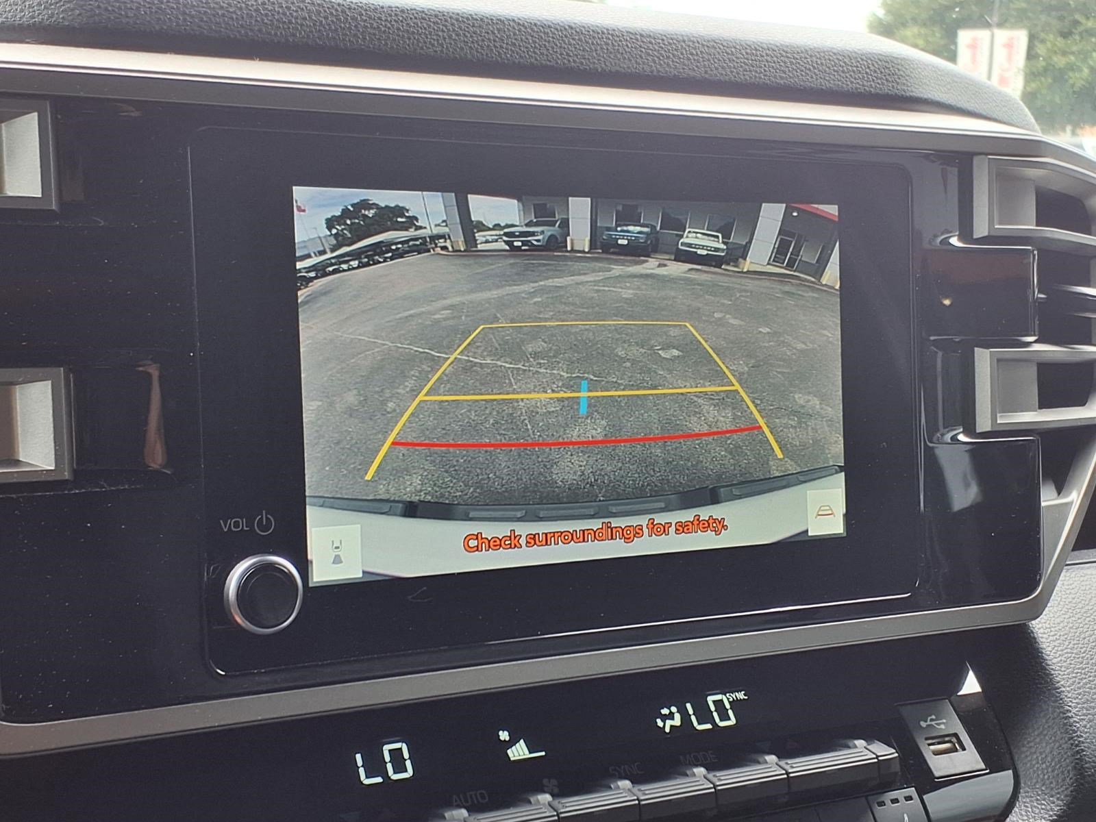 Used 2025 Toyota Tundra SR5 w/ SR5 Premium Package AWD/4WD image 16