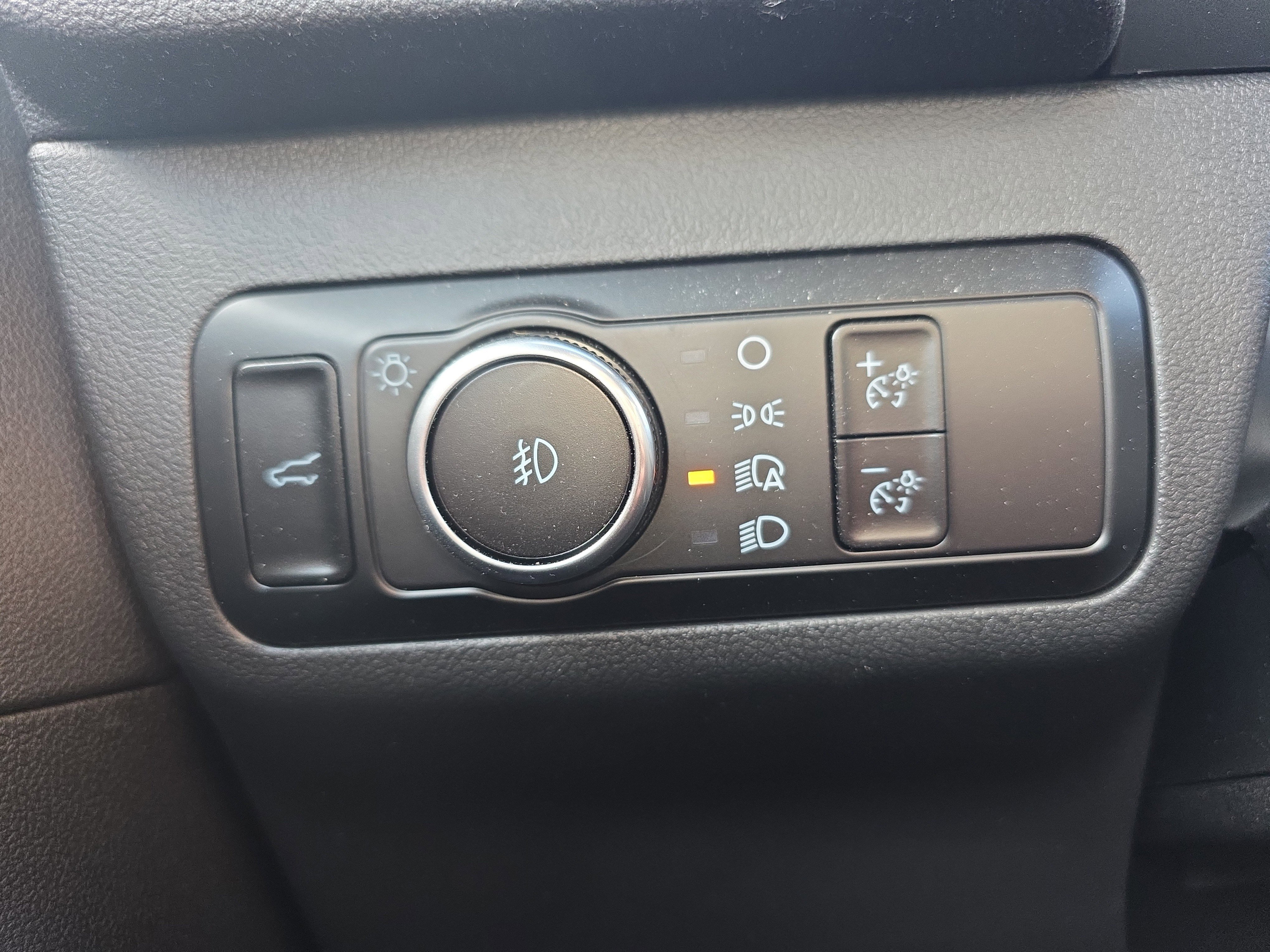 Certified 2023 Ford Escape ST-Line Elite w/ Premium Technology Package image 38