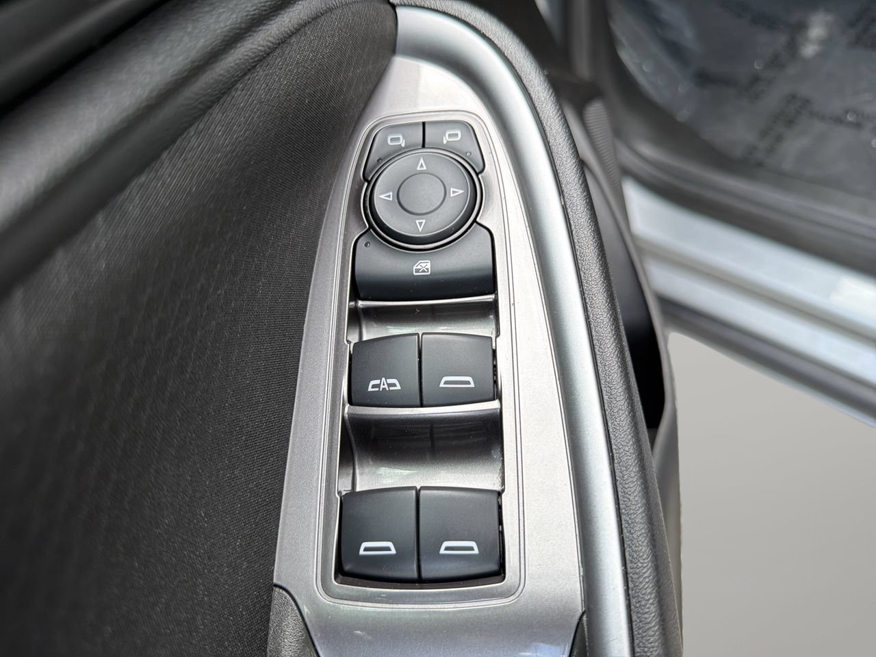 Used 2024 Chevrolet Malibu LT FWD image 16
