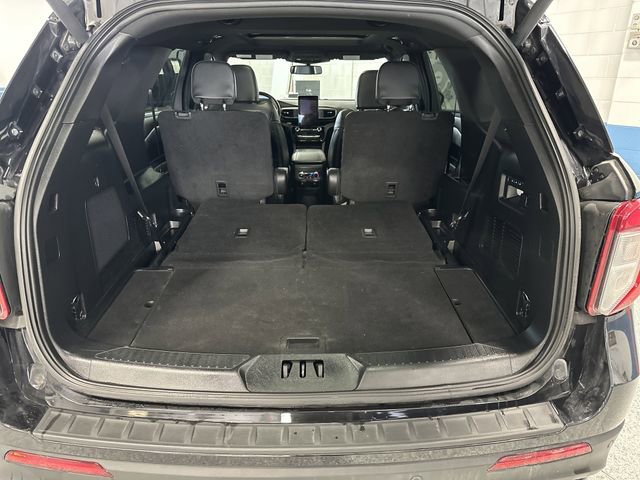 Certified 2022 Ford Explorer ST w/ ST Street Pack image 19