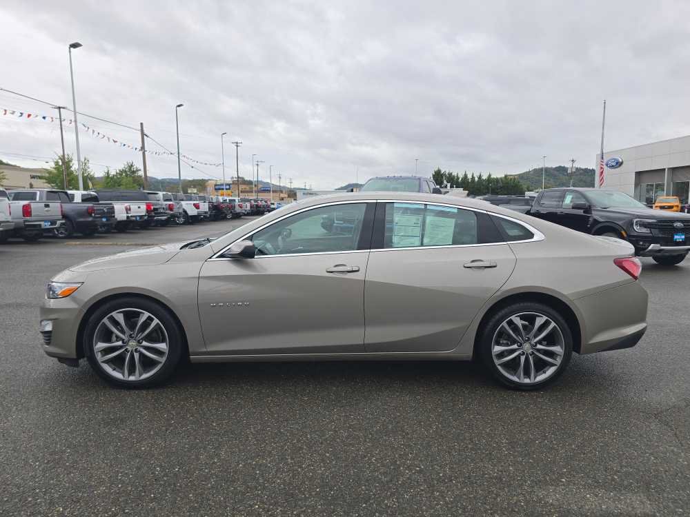 Used 2024 Chevrolet Malibu LT FWD image 2