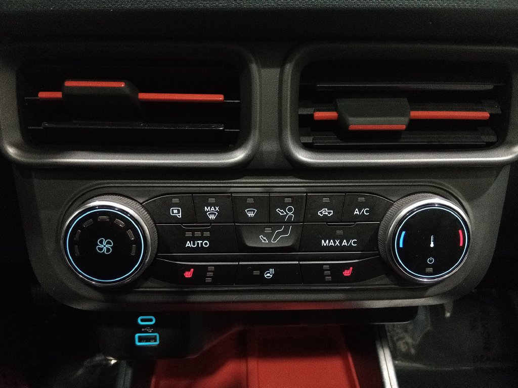 Certified 2023 Ford Maverick XLT w/ Equipment Group 300A Standard AWD/4WD image 25