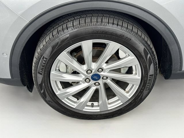 Certified 2022 Ford Escape Titanium w/ Titanium Elite Package AWD/4WD image 42