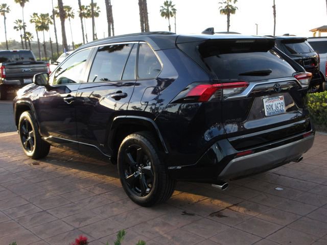 Used 2020 Toyota RAV4 XSE w/ XSE Grade Weather Package image 5