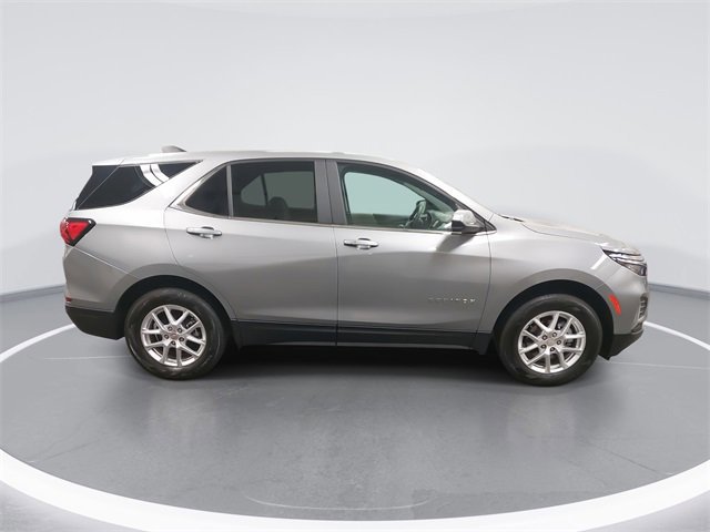 Used 2024 Chevrolet Equinox LT w/ Driver Convenience Package image 6