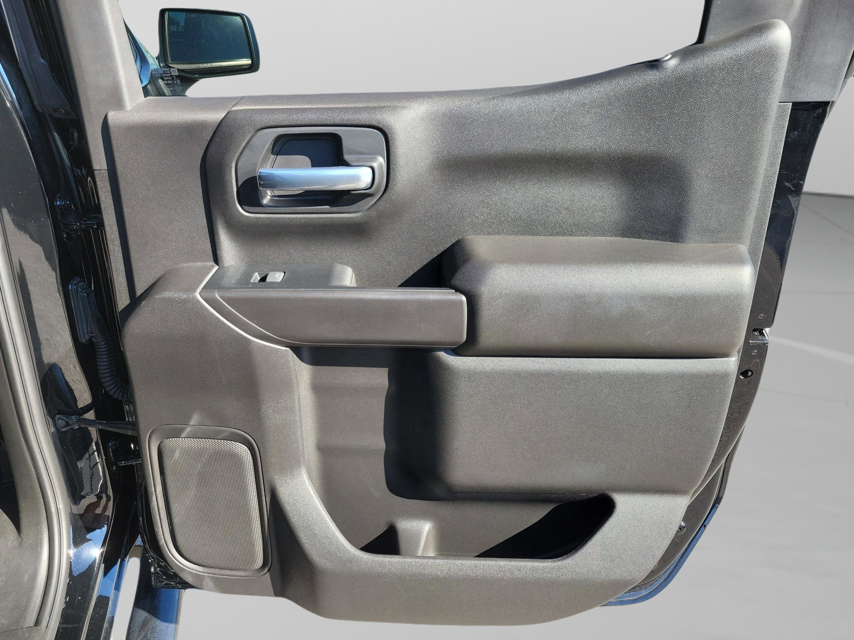 Used 2022 Chevrolet Silverado 1500 Custom image 29