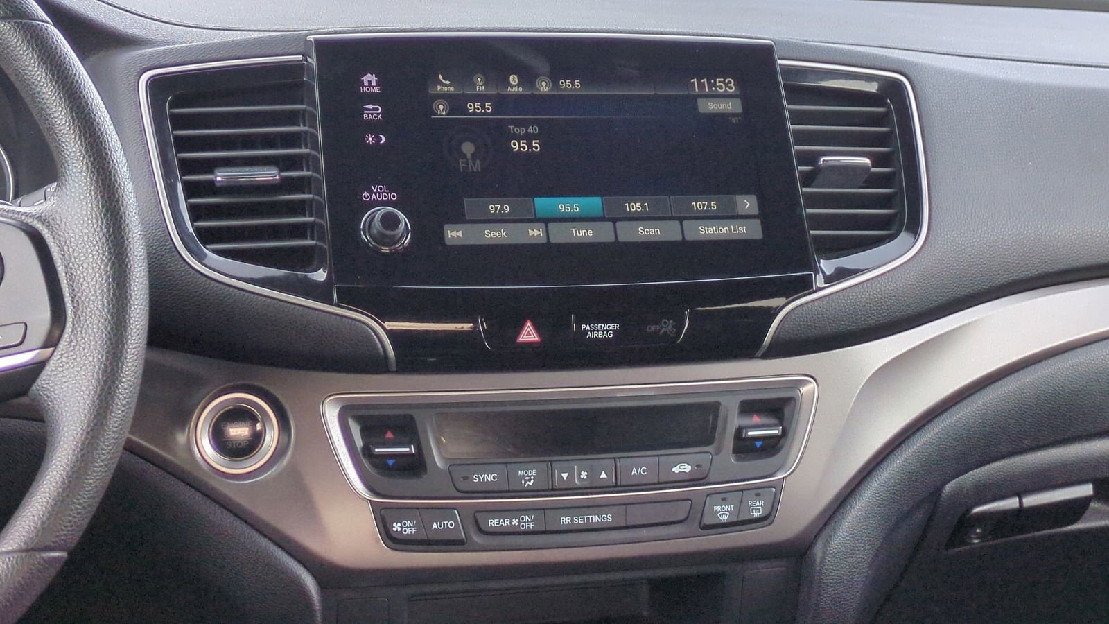 Used 2021 Honda Passport Sport image 28