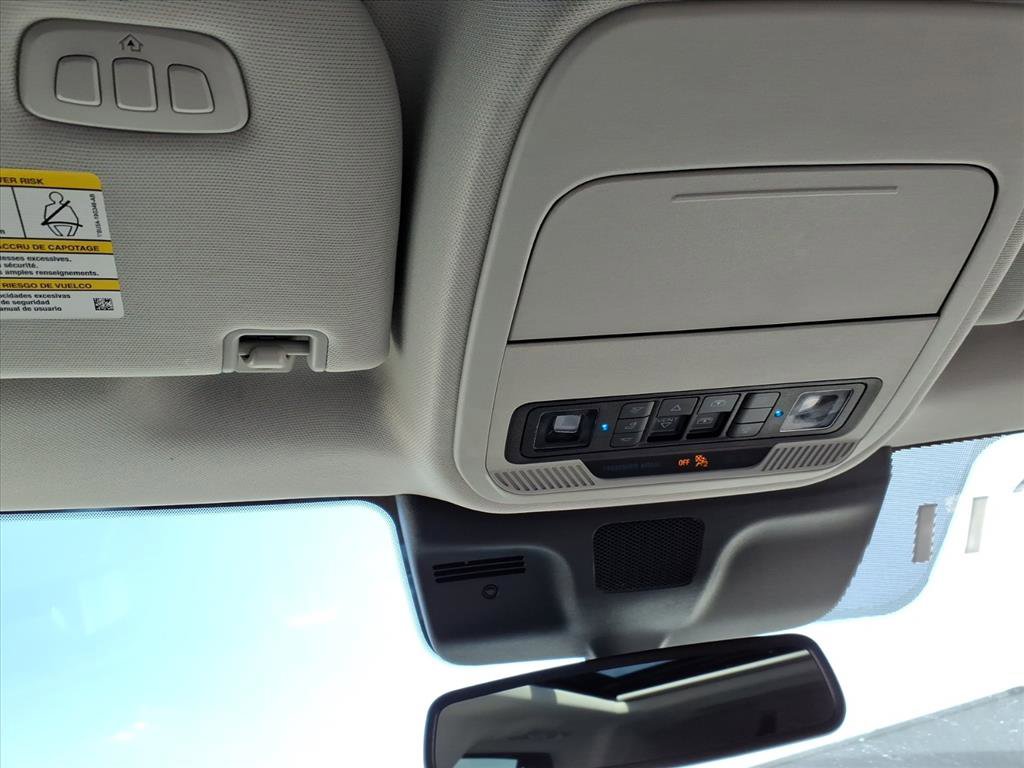 Certified 2025 Ford Expedition Active image 19