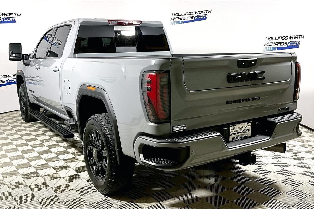 Used 2024 GMC Sierra 2500 AT4 w/ AT4 Premium Plus Package AWD/4WD image 8