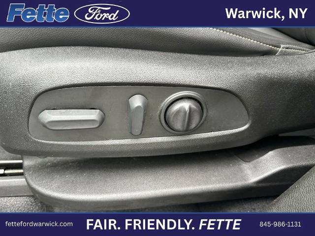 Used 2022 Chevrolet Traverse LT AWD/4WD image 18