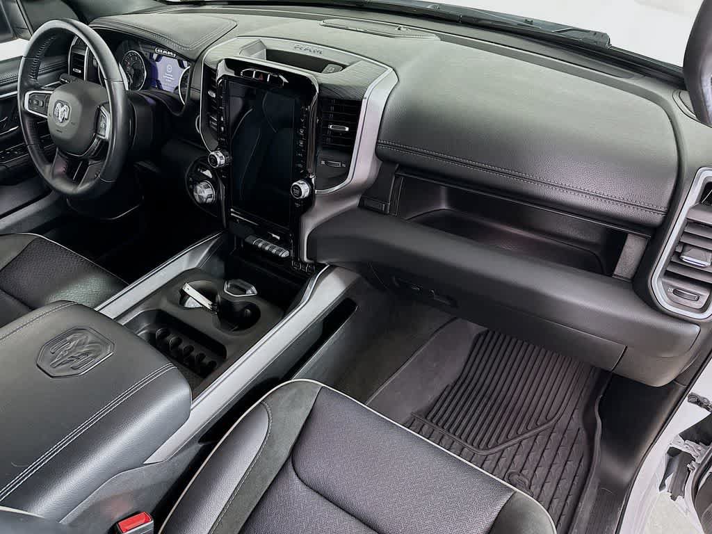 Used 2023 RAM 1500 Laramie AWD/4WD image 32