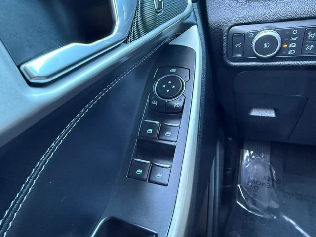Certified 2022 Ford Explorer XLT w/ Equipment Group 202A image 22