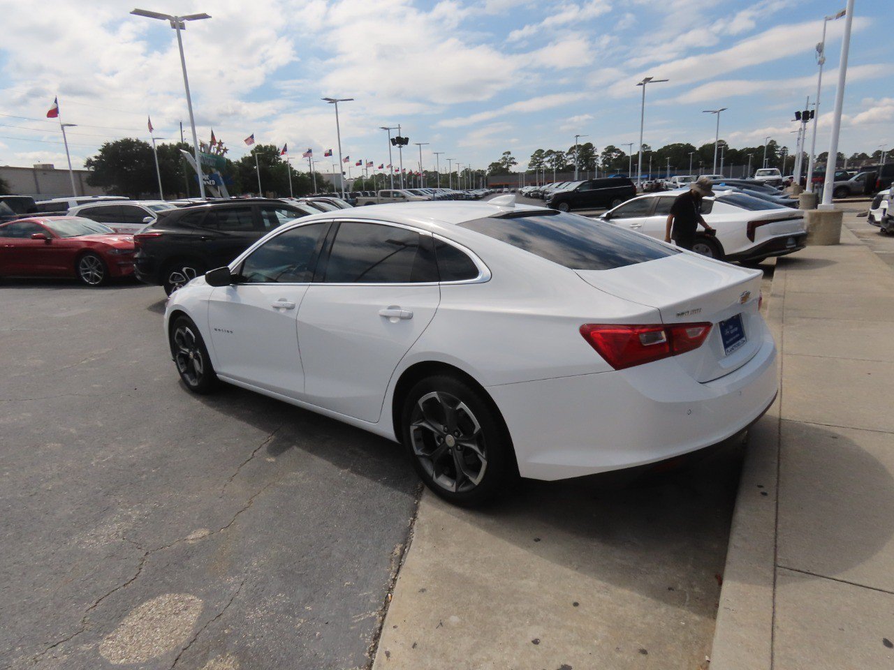 Used 2024 Chevrolet Malibu LT FWD image 13