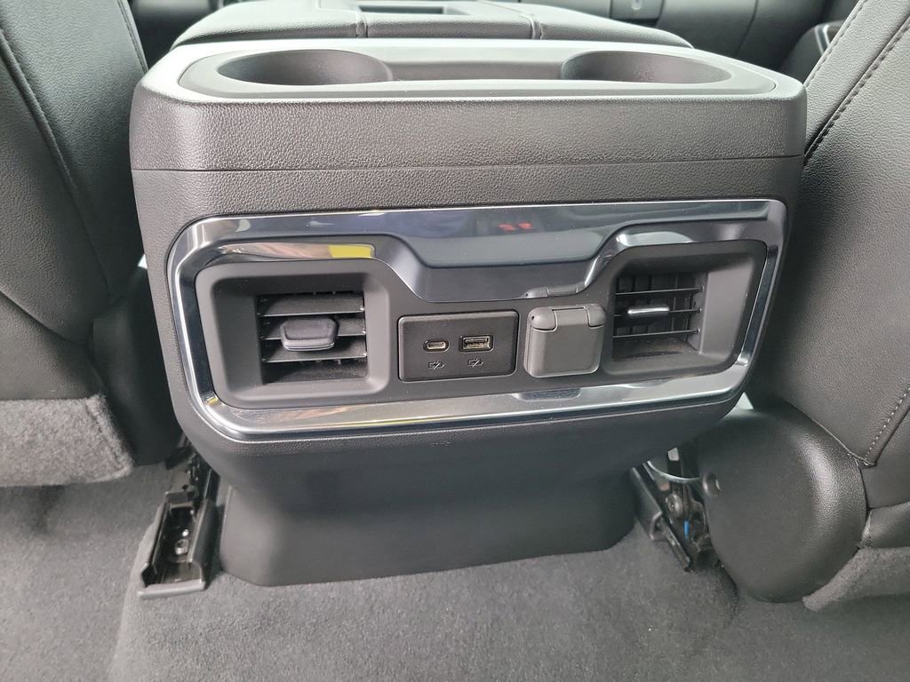Used 2022 Chevrolet Silverado 2500 LTZ w/ LTZ Convenience Package AWD/4WD image 16